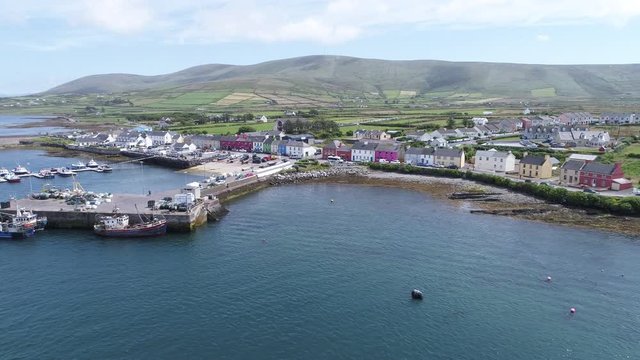 Obrazy (Portmagee) — zdjęcia, wektory i wideo bez tantiem (982) Adobe