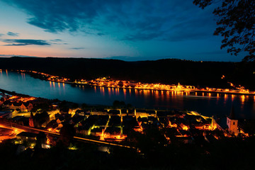 Stadtlichter am Rhein