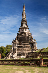 Fototapeta premium Western Chedi of the Wat Phra Si Sanphet in Ayutthaya