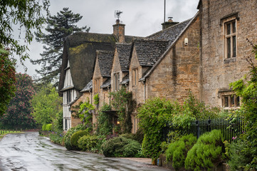 Fototapeta na wymiar STANTON, ENGLAND - MAY, 26 2018: Stanton is a village in the Cotswolds district of Gloucestershire and is built almost completely of Cotswold stone, a honey-coloured Jurassic limestone 