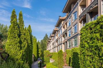 Obraz premium Modern Apartment Buildings in Vancouver, British Columbia, Canada.