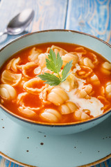 Fresh tomato soup with conchigliette.