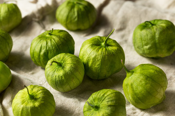 Organic Green Fresh Tomatillos