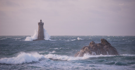Tempête phare du Four presqu'ile Saint Laurent Porspoder Finistère Bretagne France © jujud3100