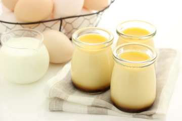 デザート　プリン