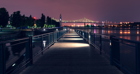 Fototapeta premium bridge at night