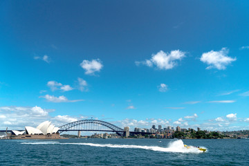 Fototapeta premium Sydney bridge, Australia On A Sunny day