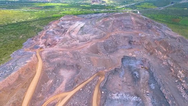 Industria y Mina trituradora de piedra	