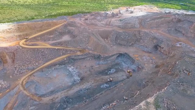 Industria y Mina trituradora de piedra	