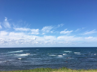 空、海、広がる地平線