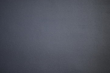 黒色に塗装した壁