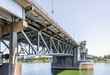 Bascule Morrison Bridge across Willamette River in Portland Down Town