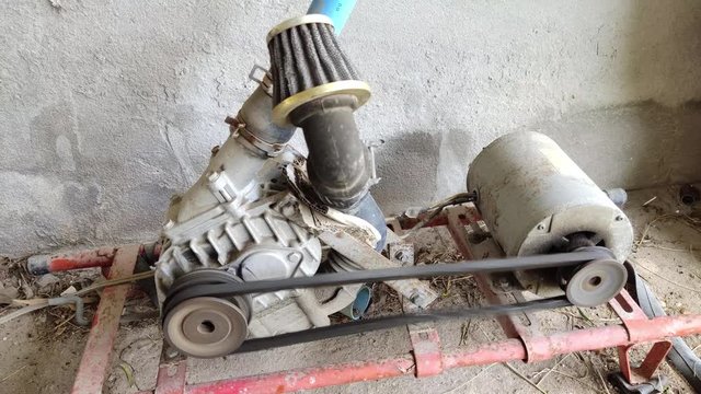 Air compressor modified from engine