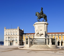 Rua Augusta Arch and statue of King jose I. next to the Praça do Comércio (Commerce square) in...