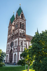 Türme der Herz Jesu Kirche in Freiburg
