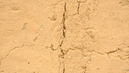  Crack in the wall of the house