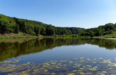 Fototapeta na wymiar Ponds of Mauldre in Yvelines country 