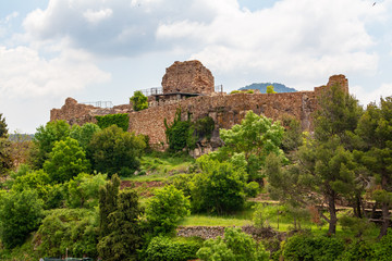 Fototapeta na wymiar Ruins of the castle of Siurana de Prades