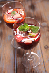 festive wine with fruit, mulled red wine with fruit and spices