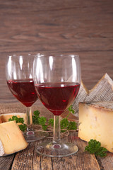 red wine with cheese and bread