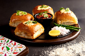 stuffed bread with cheese