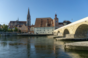 Fototapeta na wymiar Regensburg panorama, old bridge and dom, world heritage site