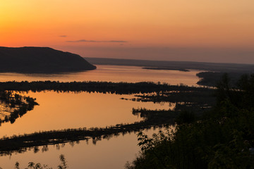 Obraz premium evening sunset on the river