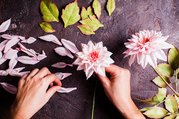 DIY making realistic flowers from foam material