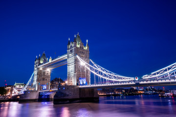 Fototapeta na wymiar London Tower Bridge at Twilight, London UK.