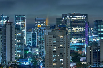 Fototapeta na wymiar Sao Paulo City Skyline Panorama bei Nacht