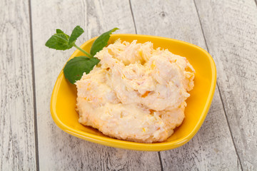 Curd with dry apricot