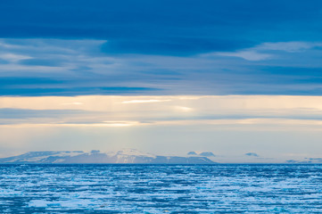 Obraz premium Ice pack in the Arctic Circle, Barentsoya, Svalbard, Norway