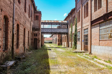 Usine désaffectée en France