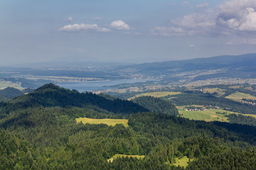 Fototapeta premium Czorsztynskie Lake seen from the top of Three Crowns Mountain, Poland