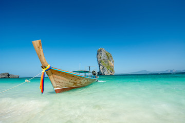 Fototapeta na wymiar Beautiful beach landscape in Thailand