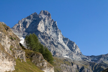 Fototapeta na wymiar Beautiful Cervino Mountain (Matterhorn)