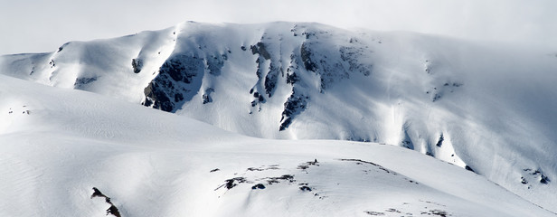 Montagne innevate