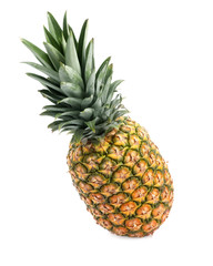 Obraz premium Tasty whole pineapple with leaves on white background