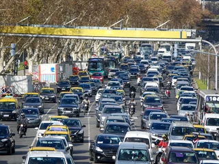 Tuinposter Daily traffic commute in Buenos Aires, Argentina © Diego Gomez