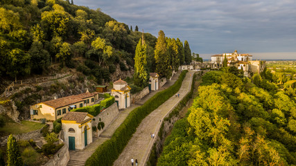 Vista aerea delle sette chiesette di Monselice