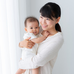 赤ちゃんとお母さん