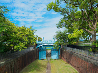大阪 毛馬のこうもん（旧第一閘門・重要文化財）
