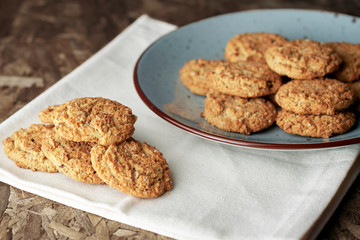 round oatmeal cookies