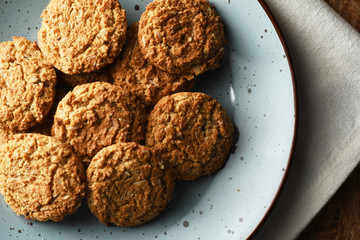 round oatmeal cookies