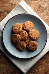 round oatmeal cookies
