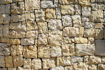 Wall of large stones.