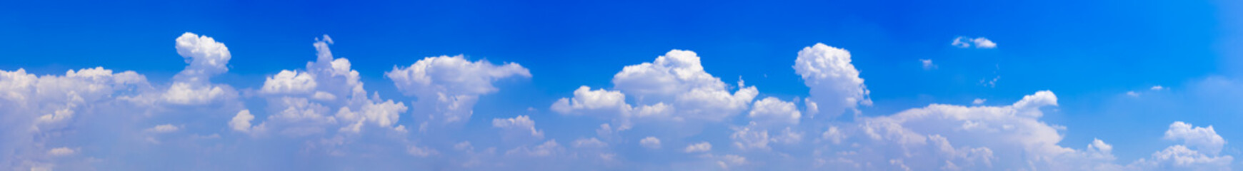 Obraz premium Blue sky with tiny clouds. Panorama