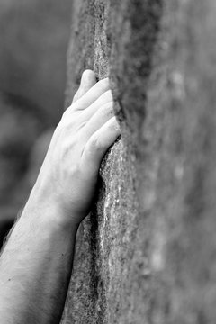climbing hands with chalk