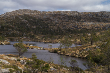 Fototapeta premium Norwegian mountains with mountain lake