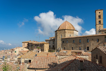 Fototapeta na wymiar Panoramic view of Volterra, Tuscany